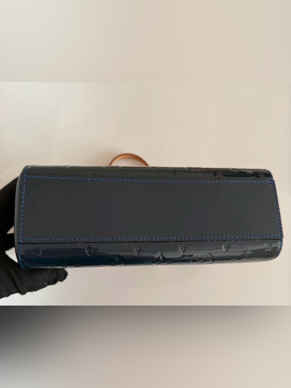 Louis Vuitton Dark Blue Vernis Tote with Leather Handles - Picture 4 of 8